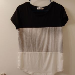 Short sleeve top